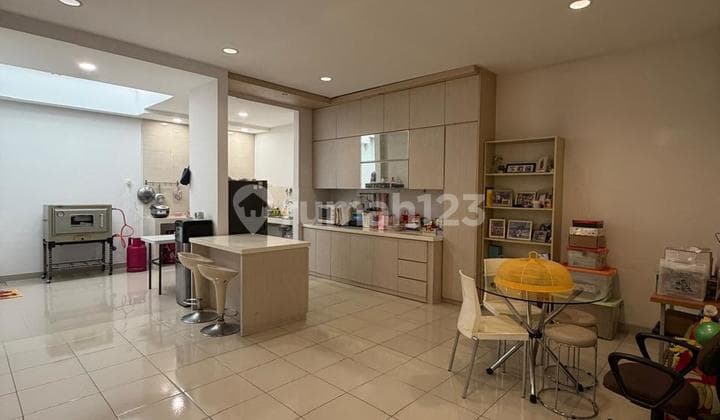 Cluster Lavender Rapih Renov Gading Serpong