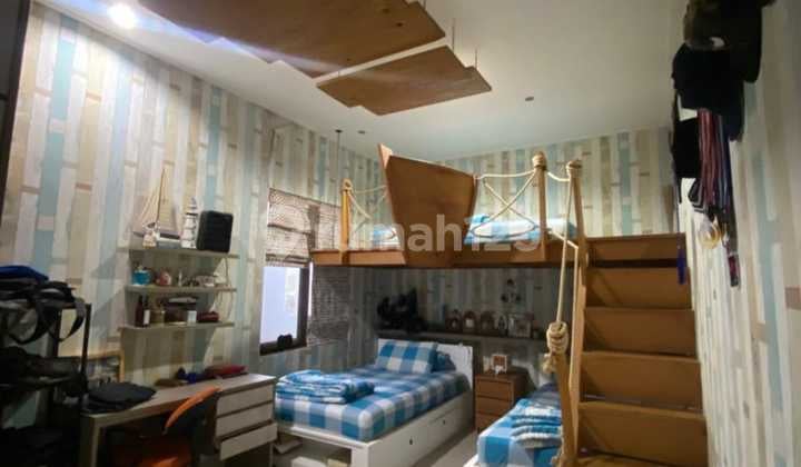 Dijual Rumah 2.5 Lantai di Casa Jardin Semi Furnish Siap Huni