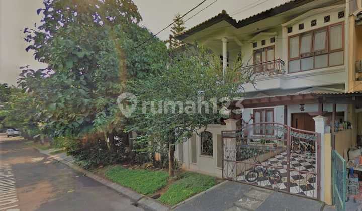 Large House in Citra Grand Cibubur Complex, Size 18x15, Quick Sale Below Market Price Only 3.4 Billion