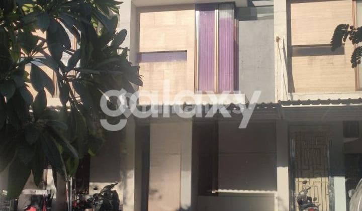 RUMAH SIAP HUNI 2 LANTAI PANTAI MENTARI