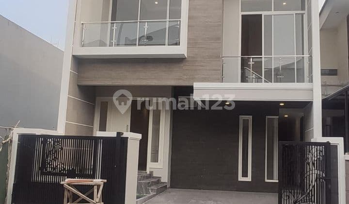 HOT !! TERMURAH !! RUMAH 2.5 LANTAI MEZANINE DI PAKUWON CITY