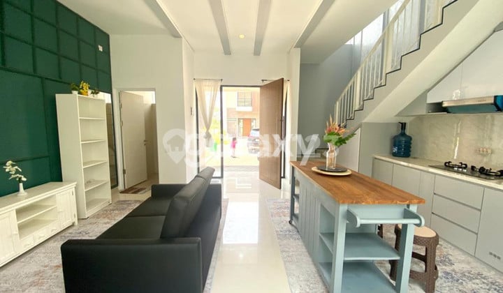 Rumah Central Park Juanda