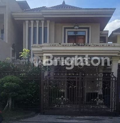 For Sale Semi-Furnished House in the City Center with Minimalist Ambiance, Located in Balikpapan Baru Housing, Safe and Comfortable, Negotiable Price.