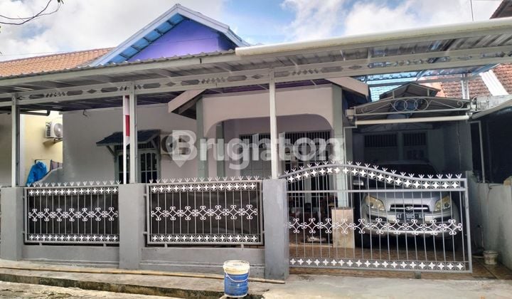 DIJUAL RUMAH SEMI FURNISH TENGAH KOTA LOKASI DALAM PERUMAHAN KORPRI AMAN NYAMAN HARGA NEGO