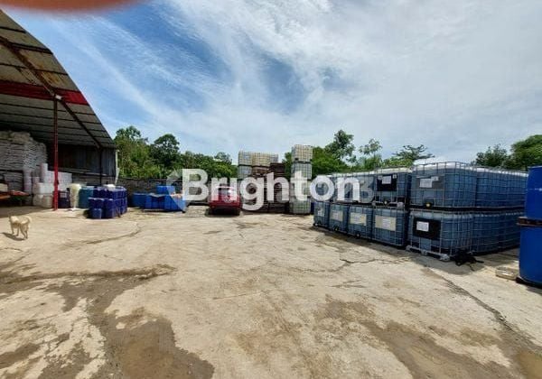 DIJUAL GUDANG LOKASI KARIANGAU COCOK DIBUAT WORKSHOP, PENYIMPANAN BARANG DAN USAHA LAINNYA HARGA NEGO