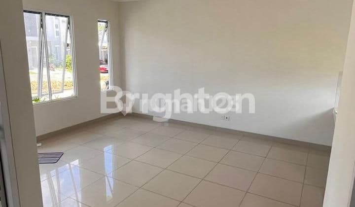 DIJUAL RUMAH HOOK TENGAH KOTA BERNUANSA MINIMALIS LOKASI DALAM PERUMAHAN GRAND CITY AMAN NYAMAN HARGA NEGO