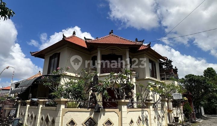 Rumah Mewah Style Eropa Dekat dengan Pusat Pemerintahan di Jalan Ahmad Yani Utara