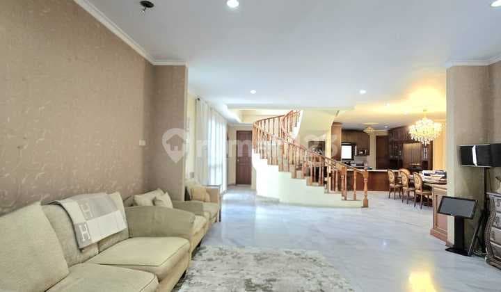 Rumah Mewah di Pondok Indah Jakarta Selatan