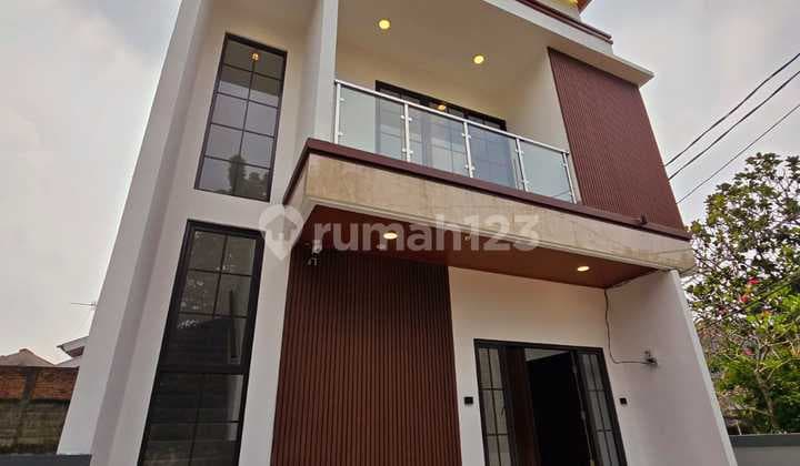Rumah Baru Renovasi Siap Huni di Graha Raya Bintaro