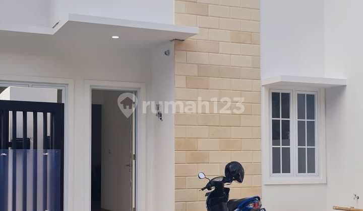 Rumah Baru Bangun Di Cirendeu Lebak Bulus