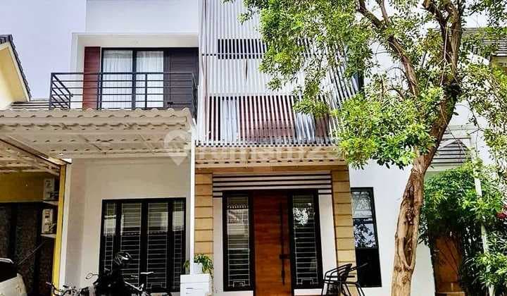 Rumah Bagus ,lokasi oke di Graha Raya