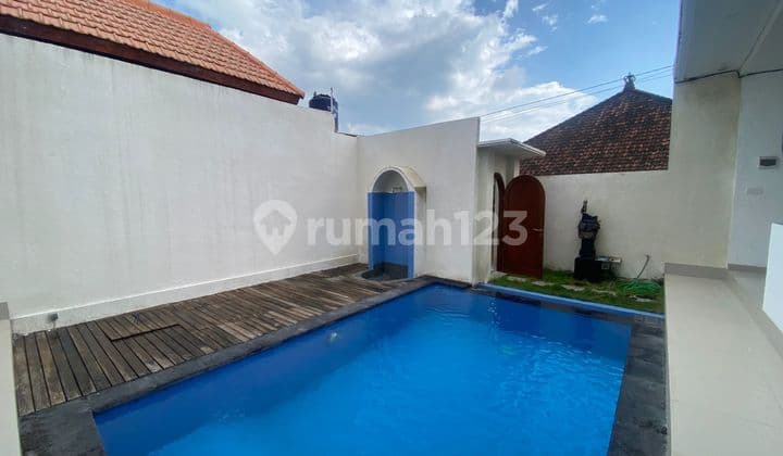 VILLA BARU 2 KAMAR TIDUR DIJUAL - PERERENAN