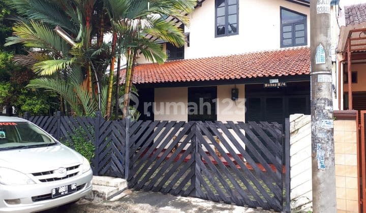 rumah siap Huni jl. Dadap IV depok.