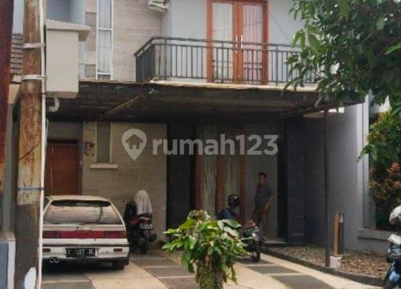 Rumah Modern Minimalis Dalam Cluster di Cikutra Bandung
