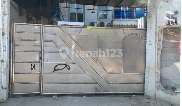 Gudang di Jl Kamal Raya, Kapuk , Luas 525M2