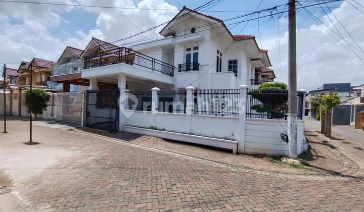 Rumah 2 Lantai Di Duta Garden, Benda Tangerang