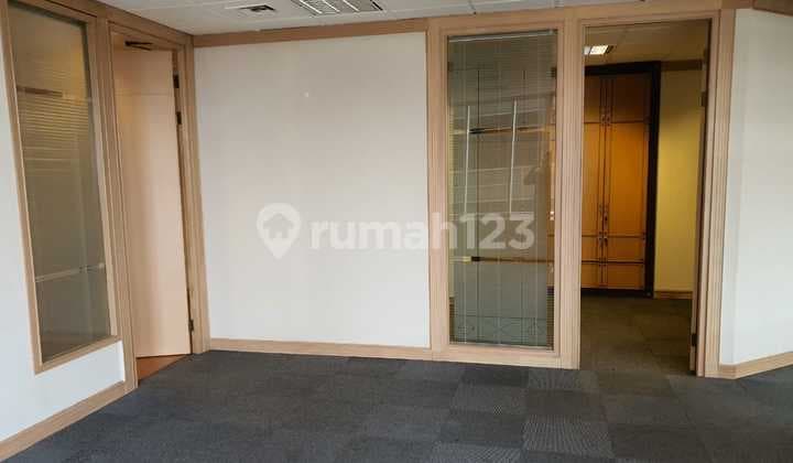 Office Space Menara Sudirman Office Building, Sudirman
