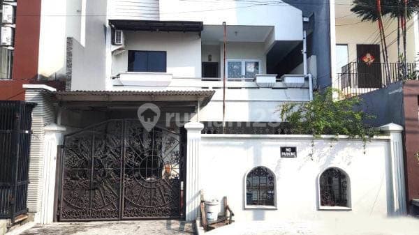 Muara Karang House