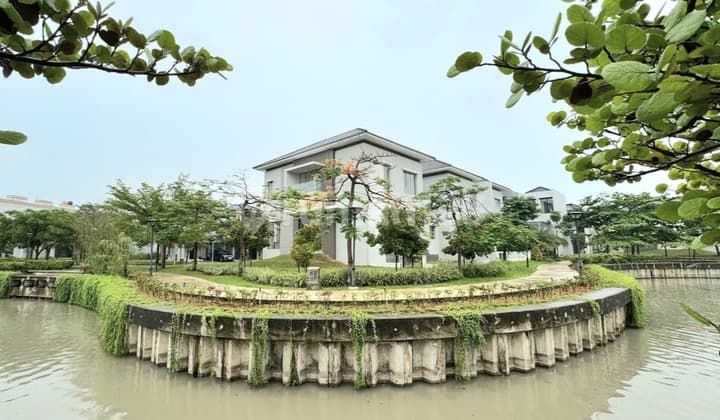 Hoek View Nice Golf Island House, The Piano, Pantai Indah Kapuk