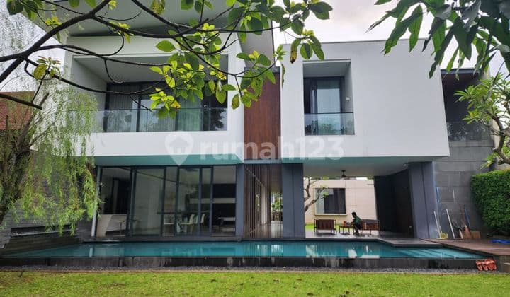 Wts / Dijual Cepat Rumah Super Bagus, Mewah, dan Fully Furnished di Paramount Hill Golf, Gading Serpong