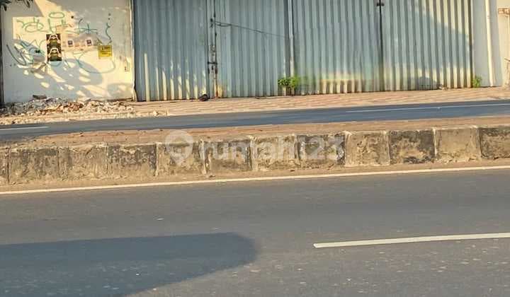 WTS / Dijual Cepat Tempat Usaha dengan Kondisi Siap Pakai, Ramai, dan Sangat Strategis di Jalan Raya Serpong, Tangerang Selatan, Banten