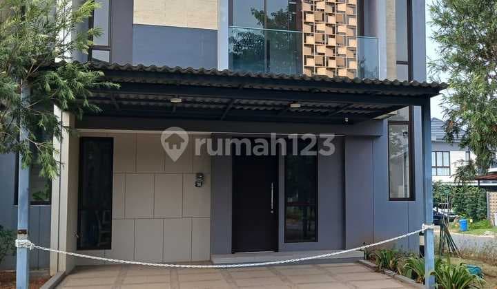 For Sale: Beautiful and Hook House in The Mozia Cluster Aure, BSD City