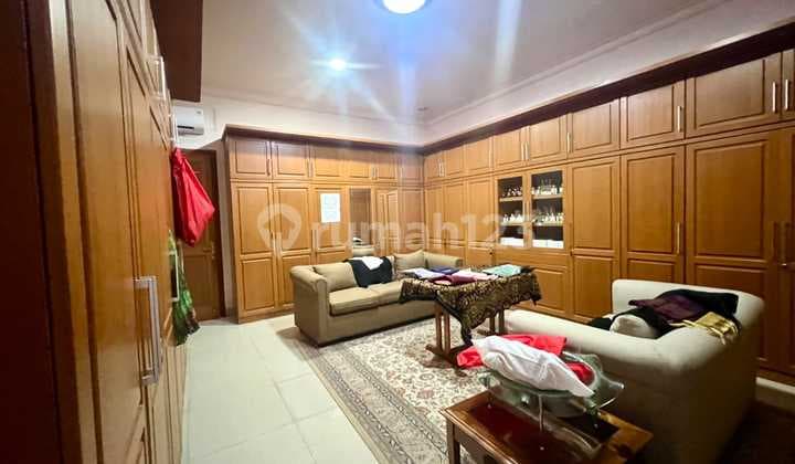 Siap Huni, Rumah, 2 Lantai, SHM, Bebas Banjir, Jakarta Pusat