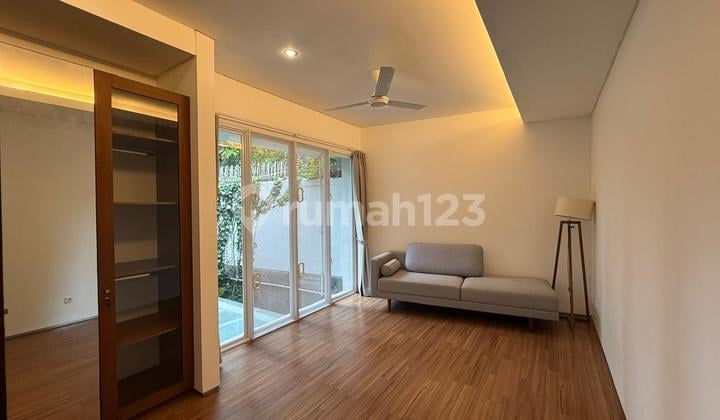 Siap Huni, Rumah Senopati Jakarta Selatan