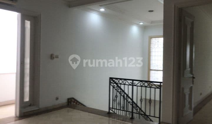 Rumah Bagus sewa Unfurnished Menteng, Jakarta Pusat
