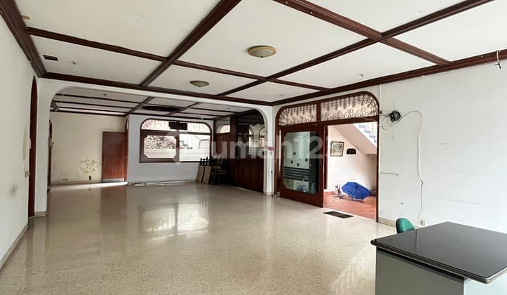 Rumah, 2 Lantai, SHM, di Guntur Jakarta Selatan