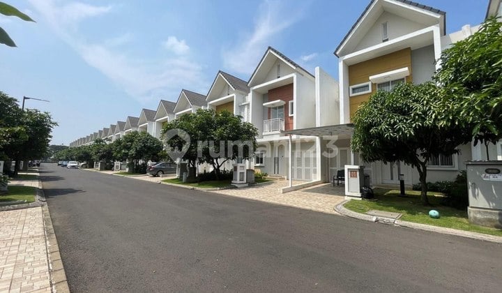 Rumah 2 Lt Di Summarecon Bandung