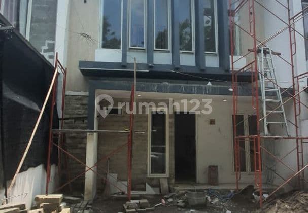 Dijual Rumah Grand Semanggi Wonorejo - Baru Gress