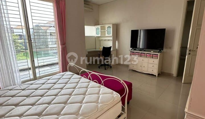 Disewakan Rumah Raffles Garden Citraland - Semi Furnished