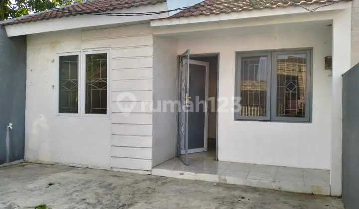 For Sale Single-Story House in Magnolia Poris