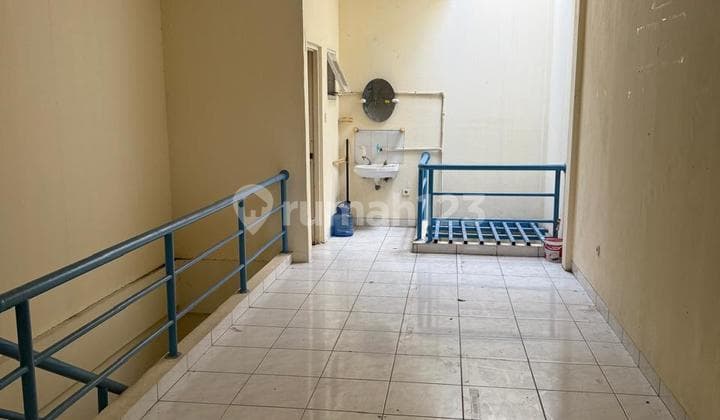 Dijual Ruko Lokasi Strategis Di Taman Semanan Indah