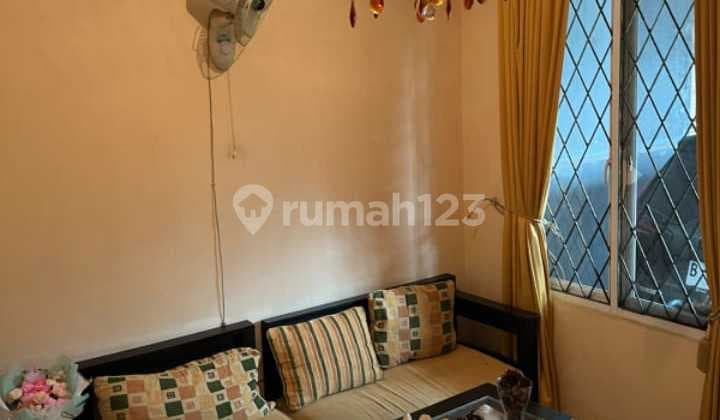 For Sale Neat & Ready-to-Occupy House in Metland Puri.