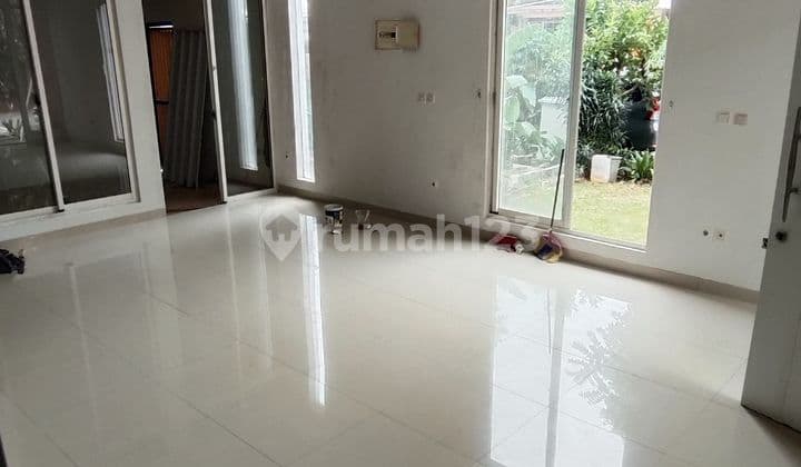 For Rent American Corner Cluster House, Already Renovated in Green Lake City.