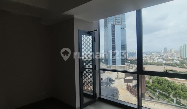 Dijual Apartemen Premium Menara Jakarta Tower Equinox Lantai 16 Kemayoran Jakarta Pusat Luas 40M2 KT 1 KM 1 SHM Semi Furnish (Mesin Cuci, AC, Kitchen Set) View Jiexpo Harga : 1,1M A01-0098 Fasilitas : - Sky Pool - Sky Gym - Sky Lounge - Sky Park - Helipad