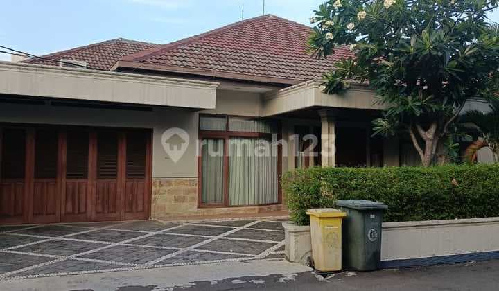 R02-0210 cheap sale ready-to-occupy townhouse in Cipete near LRT South Jakarta