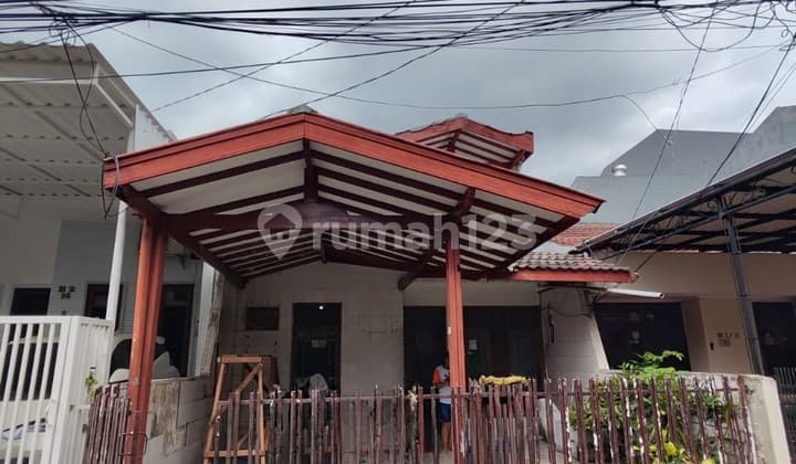 R01-0276 For Sale Standard House 5 BR Kopyor Timur Kelapa Gading North Jakarta