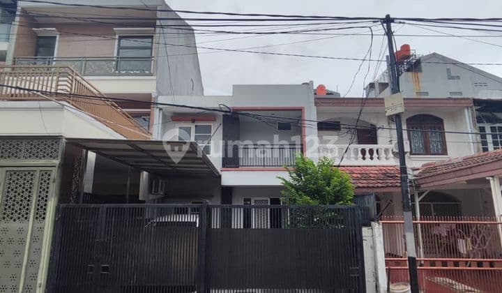 R01-0263 Dijual Rumah 2 Lantai Minimalis Belakang Mall Puan Timur Kelapa Gading Jakarta Utara
