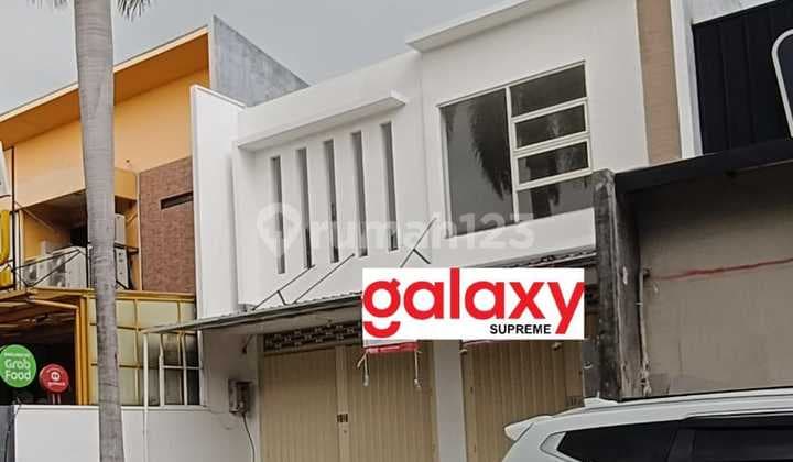 Commercial Citraland shophouse very crowded strategic location West Surabaya