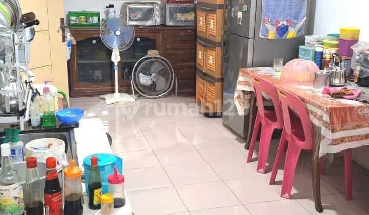 Ivory Complex House, Titi Papan Street, Medan Deli