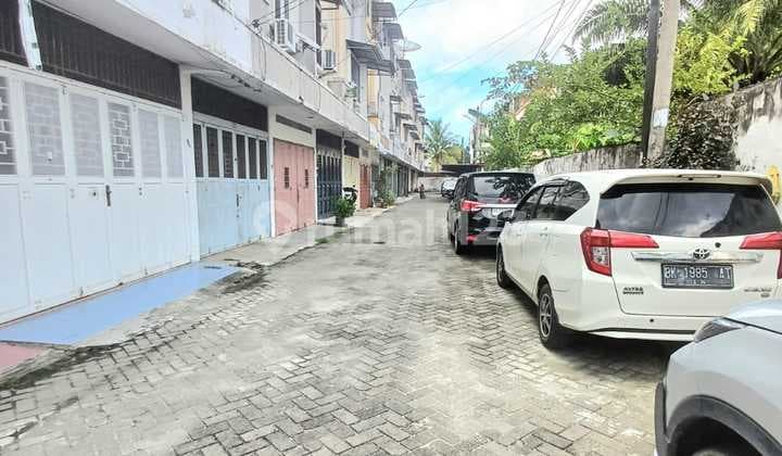 Rumah Mega Town House 2 Jln.sidorukun Area Medan Timur