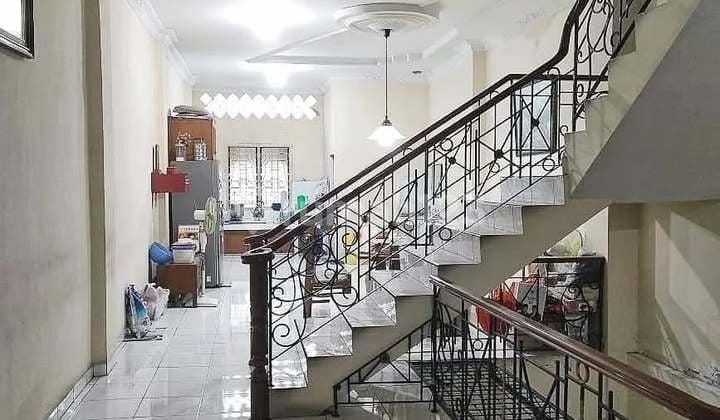 Ruko Inti Kota Jln Thamrin Ujung Medan Area