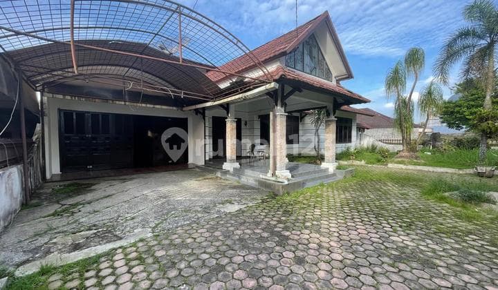 House and Land on Jalan Perjuangan Area, Medan Sunggal
