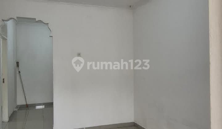 Rumah Nyaman Bersih Siap Huni Taman Cibiru Lippo Cikarang Bekasi