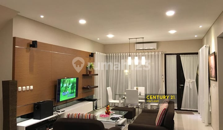 Disewakan Rumah Mewah Siap Huni Di Cluster Vassawood