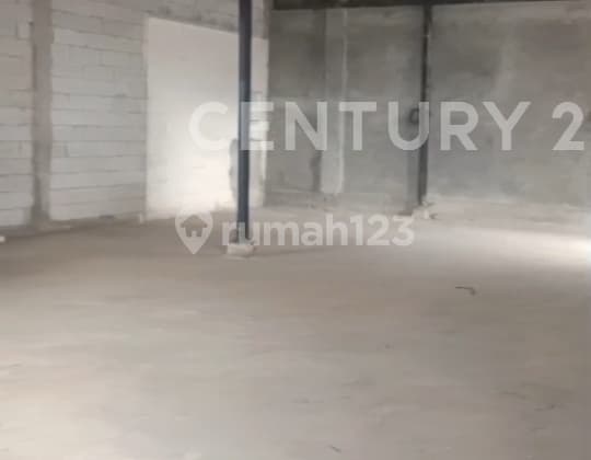 Gudang Di Luar Kawasan Di Jalan Utama Cikarang Ciibarusah