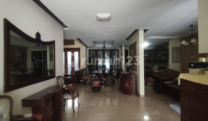 Disewakan Rumah Kolam Renang di Kota Wisata Cibubur